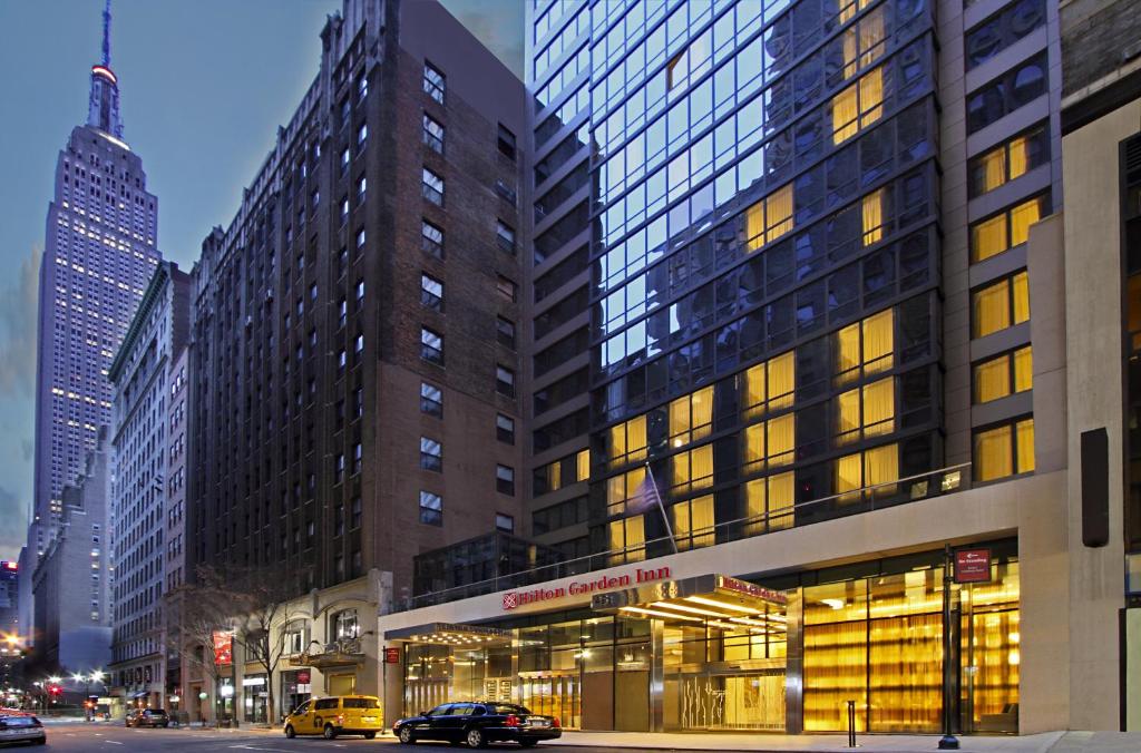 Hilton Garden Inn New York/Midtown Park Avenue Main image 1